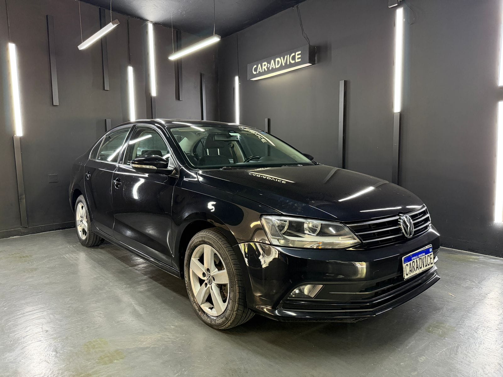 VOLKSWAGEN VENTO 2.5 170HP ADVANCE PLUS TIPTRONIC L15