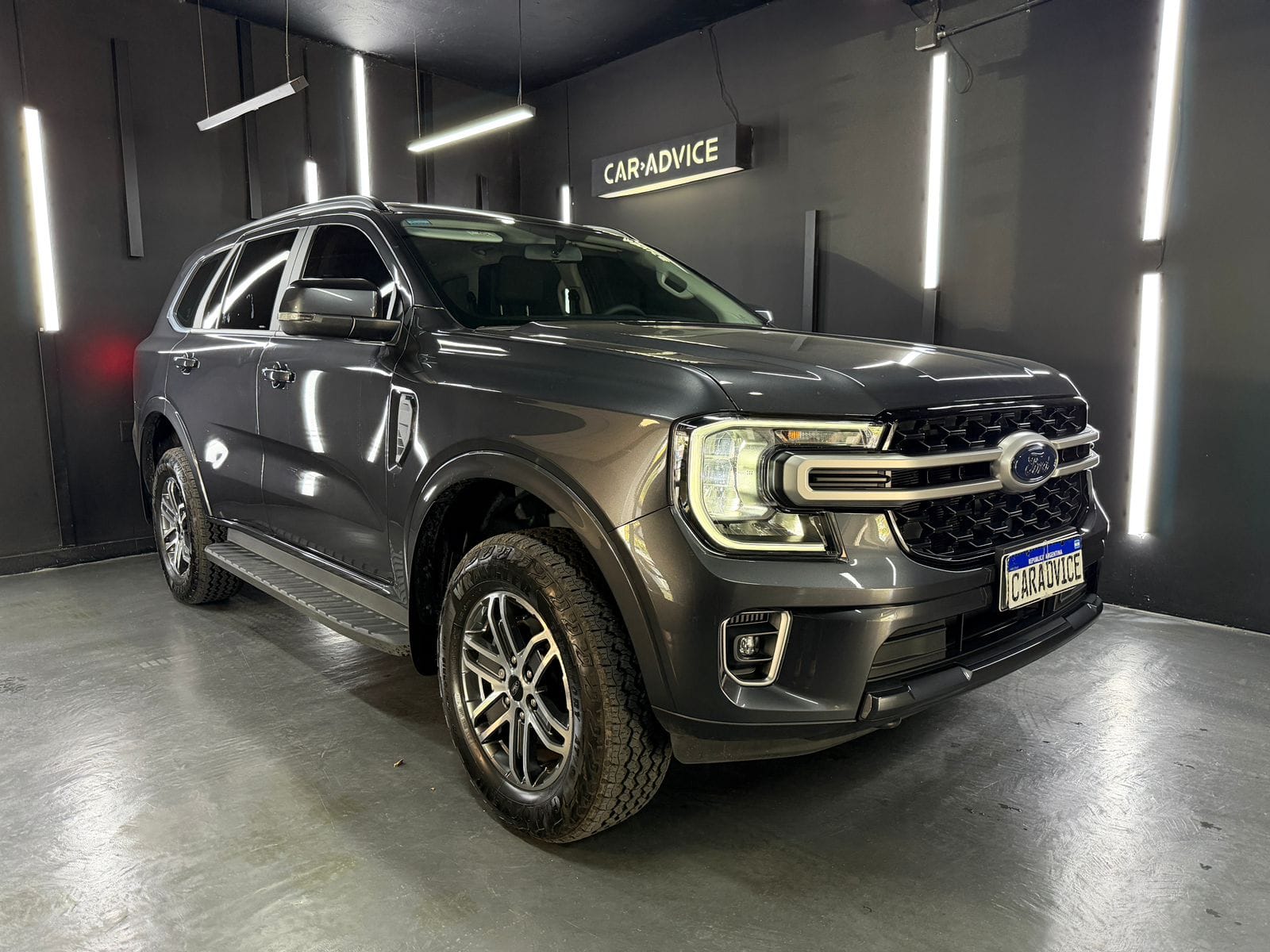 FORD EVEREST 2.3 4X4 ACTIVE AT10